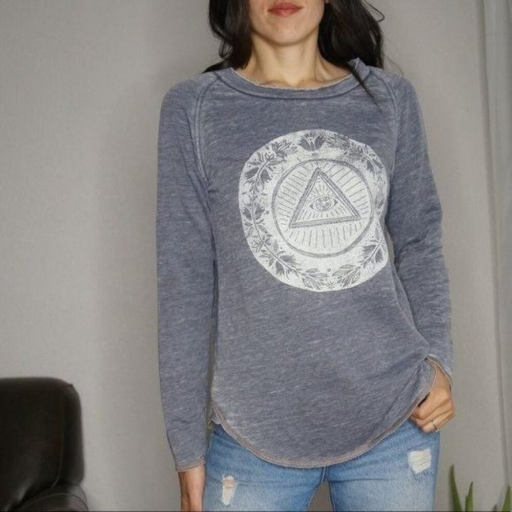 Tokyo Darling Gray Vintage Inspired Sweatshirt with Cutout Super Comfortable XS - Picture 4 of 11